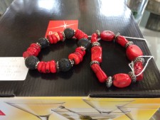 Collane, orecchini e bracciali usati a Treviso